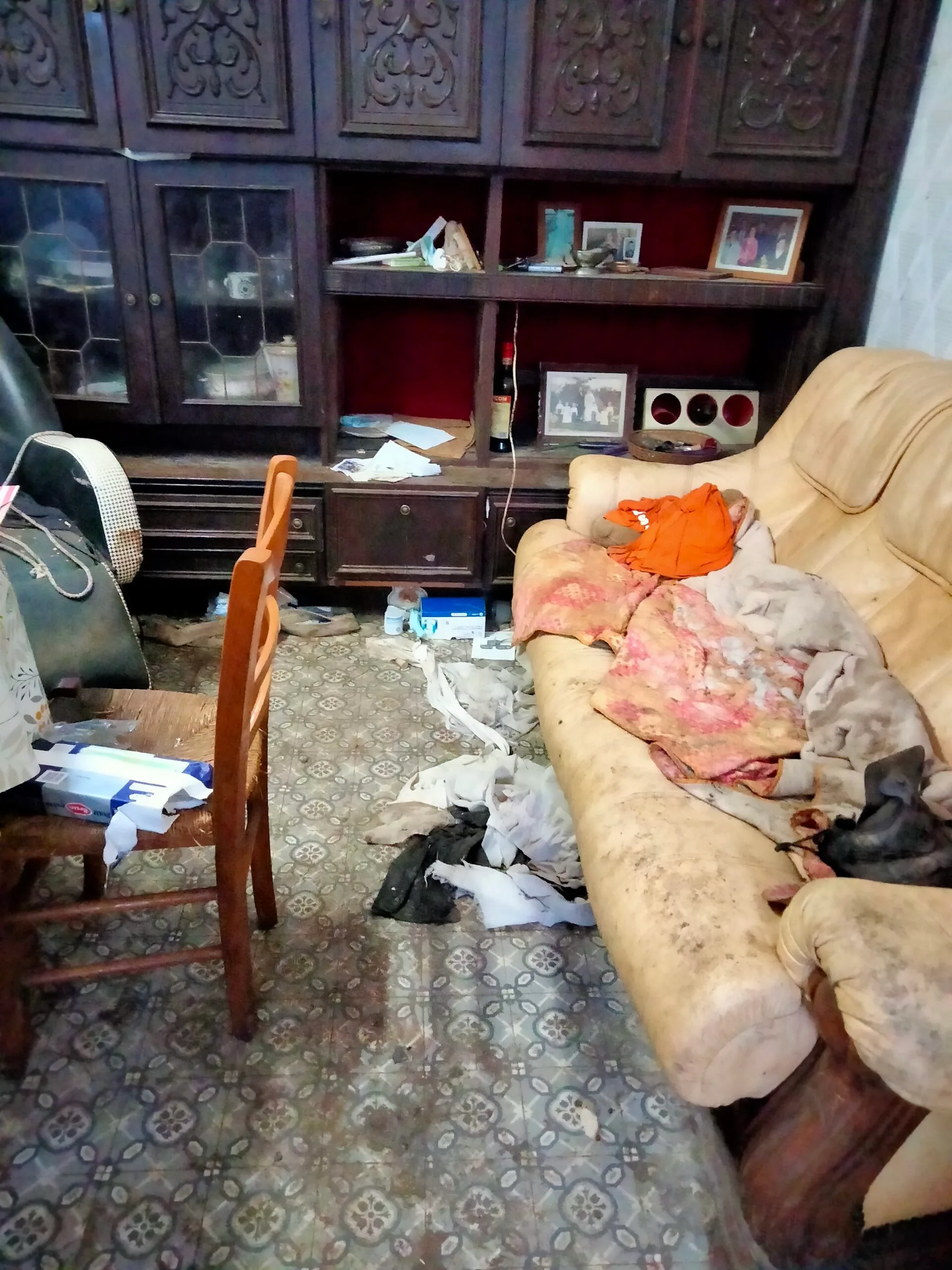Quel est le processus pour nettoyer une maison après une infestation ?